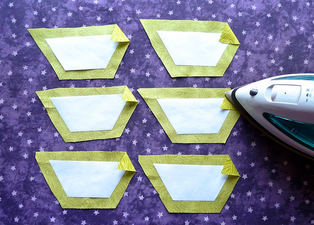 Half Hexie Star Table Runner Tutorial